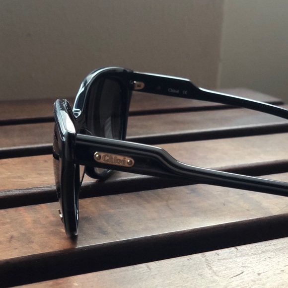 ⭐️ Authentic Chloe Cat Eye Sunglasses ⭐️ - Picture 4 of 5